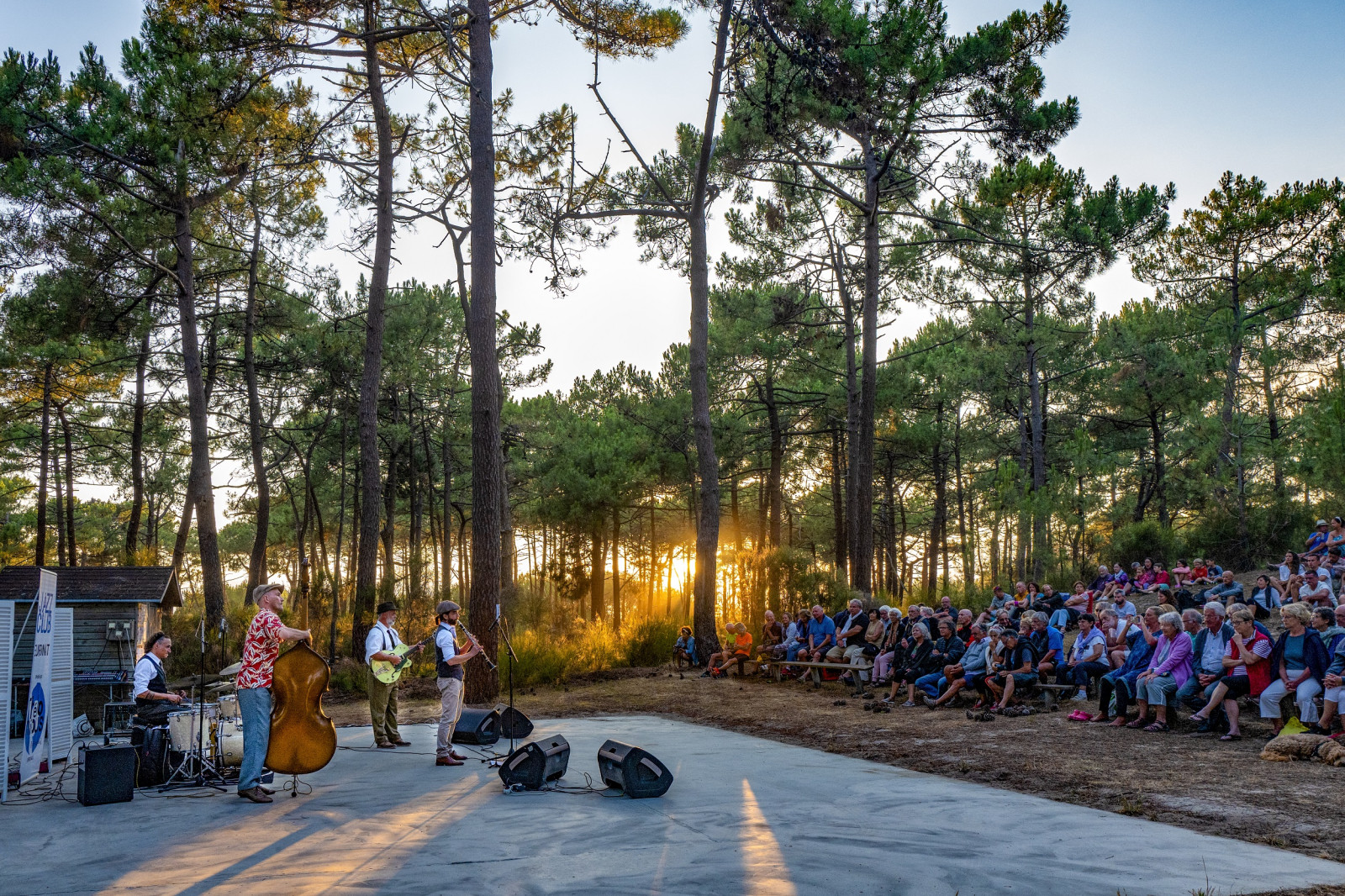 activiteiten van de naturisten camping