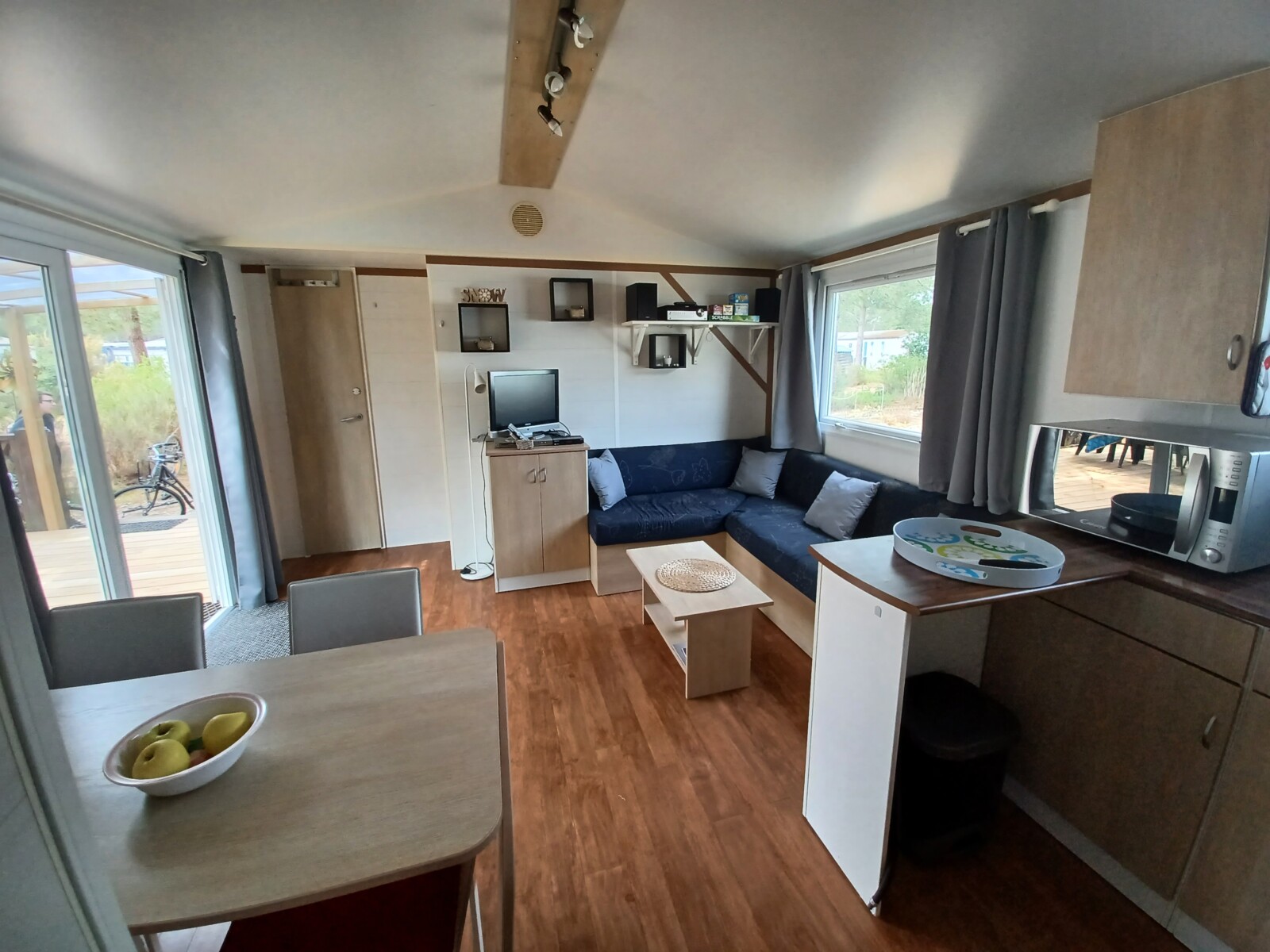 Euronatimmo - 32 Oyats - Séjour (2) Euronatimmo - 32 Oyats - Séjour (2)