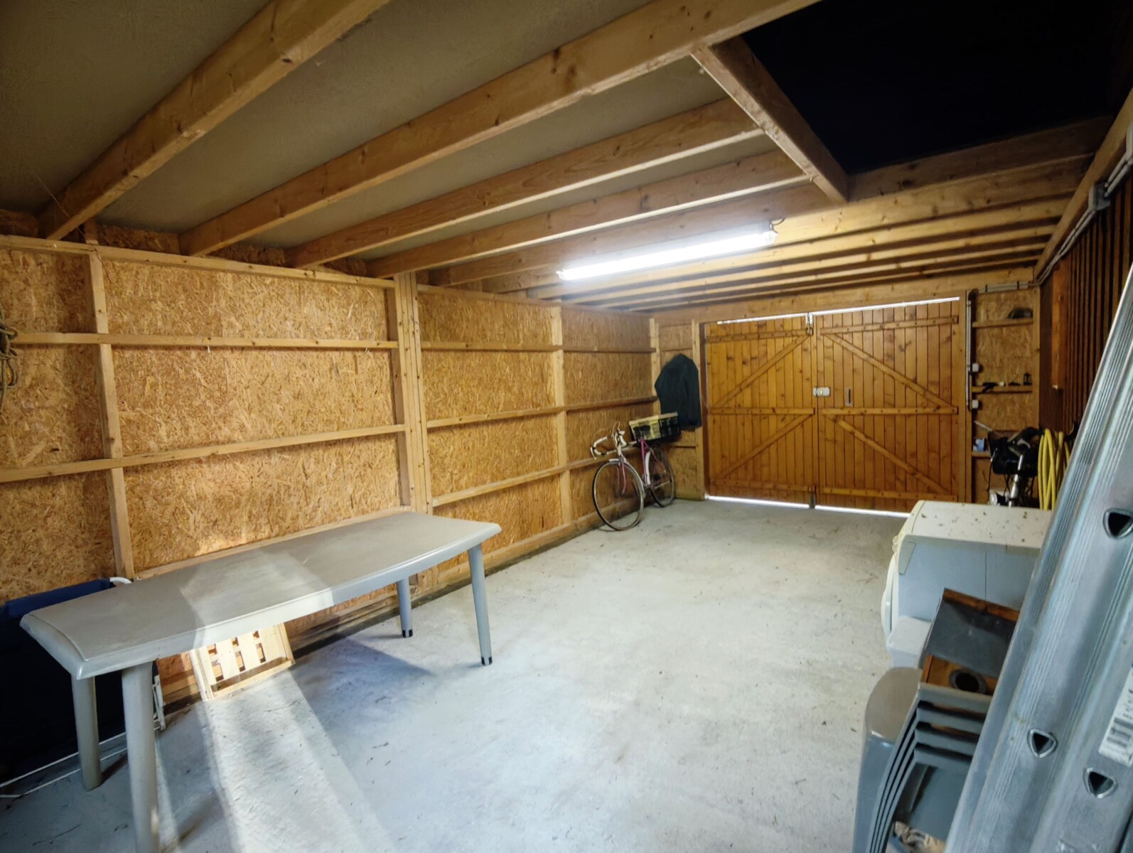 Euronatimmo - 5 Nouvelle Calédonie - garage