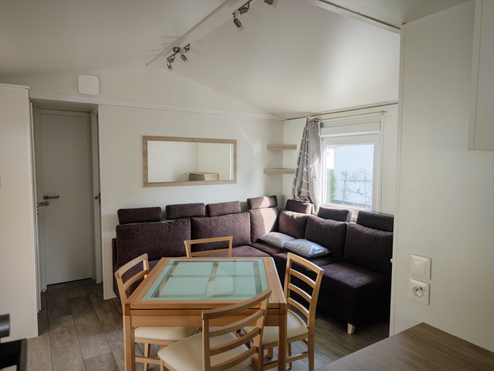 Euronatimmo - 7 Oyats - salon